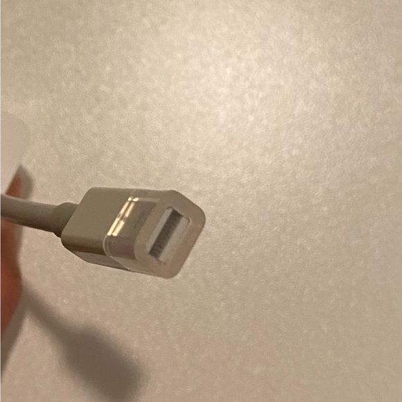 Apple Mini DisplayPort to DVI Adapter - Picture 2 of 3